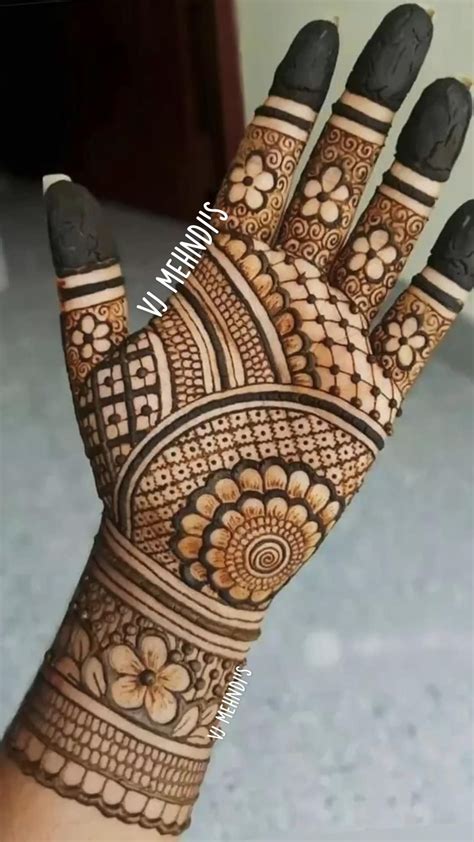 40 trending back hand mehndi designs to look gorgeous – Artofit