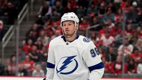 Lightning's Mikhail Sergachev undergoes leg surgery | wtsp.com