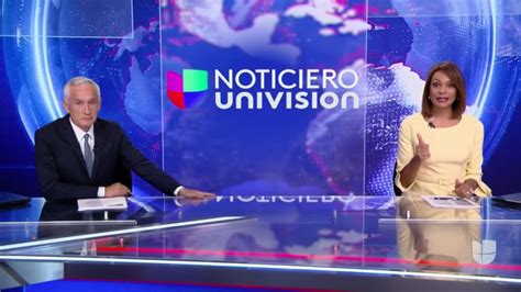 Noticiero Univisión Broadcast Set Design Gallery