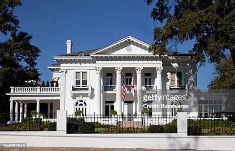 4,442 Governor Mansion Stock Photos, High-Res Pictures, and Images ...