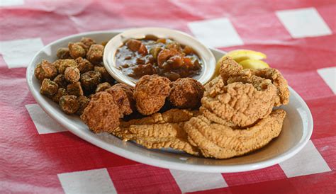 Taylor Grocery: Cooking Catfish Right for 100 Years - Oxford Magazine