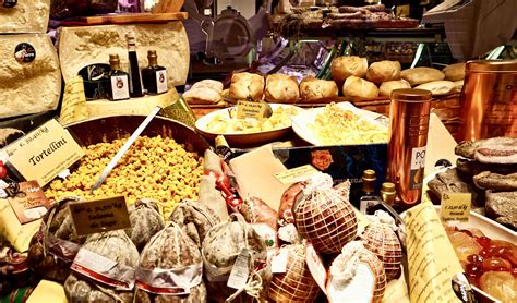 7 Best Food Tours in Bologna Italy for 2023 — Chef Denise