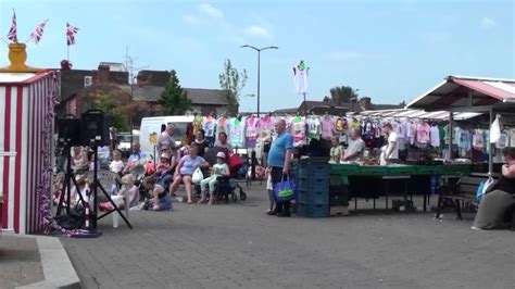 Earlestown Market - YouTube