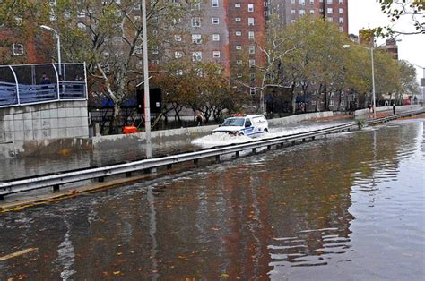 NYC Flooded With Toxic Sludge In Hurricane Sandy's Wake | Inhabitat ...