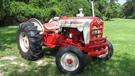 1958 FORD 801 POWERMASTER DIESEL TRACTOR | Collectors Weekly | Tractors, Vintage tractors, John ...