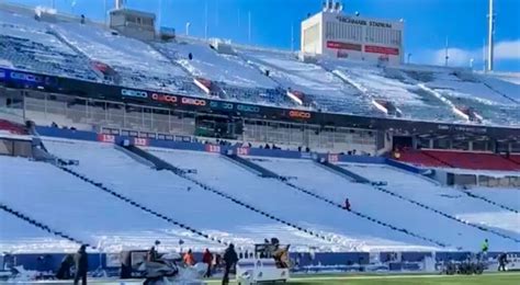 Bills Fans Have Stadium In Perfect Condition For Monday (VIDEO)