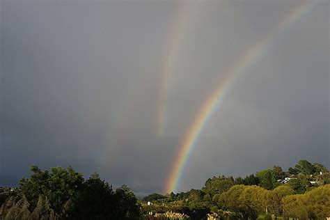 SunLive - 'Rare’ triple rainbow over Tauranga - The Bay's News First