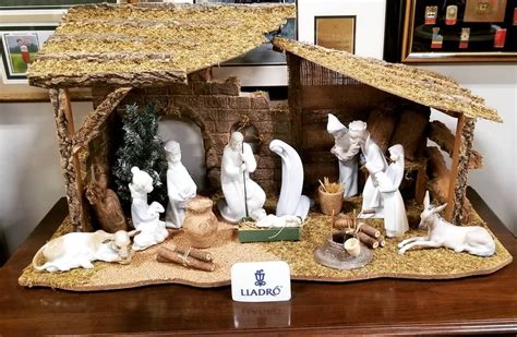 Lladro Nativity Scene Set with Housing and Props. Have the best Christmas center piece this year ...