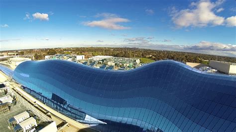 Chadstone Shopping Centre in Melbourne: steel-and-glass roof - seele