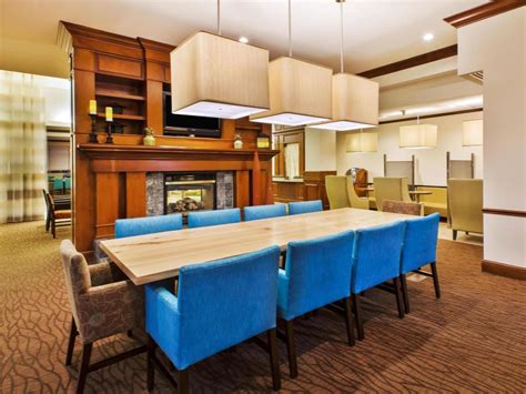 Best Price on Hilton Garden Inn Cleveland Downtown Hotel in Cleveland (OH) + Reviews!