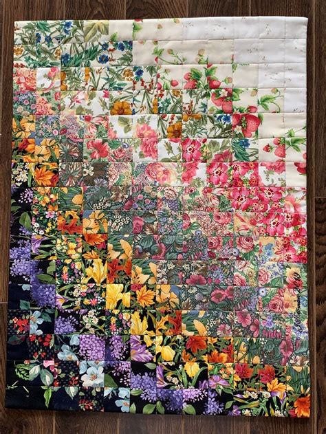 Garden In Bloom – A Colourwash Quilt | jmn | Watercolor quilt, Flower quilts, Bargello quilts