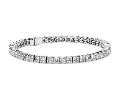 Blue Nile Signature Ideal Princess Cut Diamond Tennis Bracelet in Platinum (10 ct. tw.) | Blue Nile