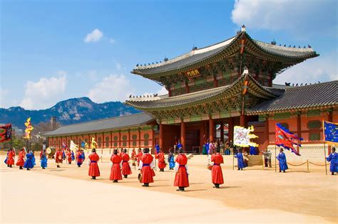 10 Iconic Buildings and Places in Seoul - Discover the Most Famous ...