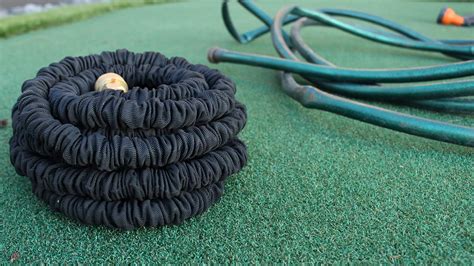 What Are Expandable Garden Hoses?