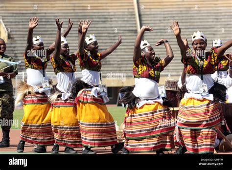 Burundi Dance Stock Photos & Burundi Dance Stock Images - Alamy