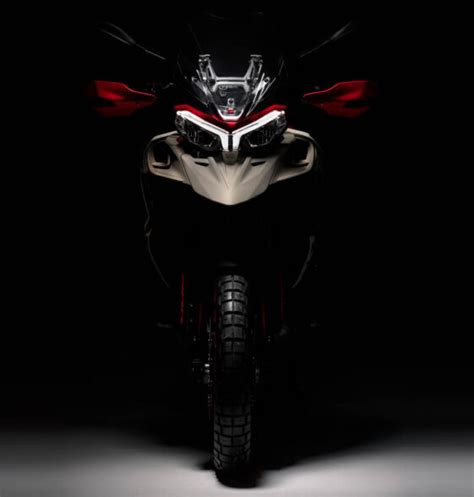 Benelli Unveils New TRK 800 Adventure Bike at EICMA - ADV Pulse