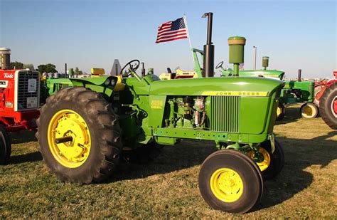 John Deere 4020 Tractor – (JD 4020) – FarmerDB