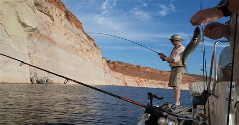 Utah, Arizona sync licensing rules for Lake Powell fishing