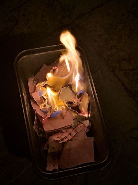 burning your love letter #aesthetic #aestheticfeed #heartbroken #fire # ...