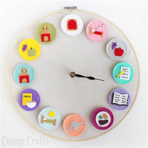 DIY Clock for Kids - Cutesy Crafts