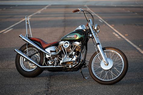 The Debutante – Frankie’s 1951 Harley-Davidson Panhead – Choppers