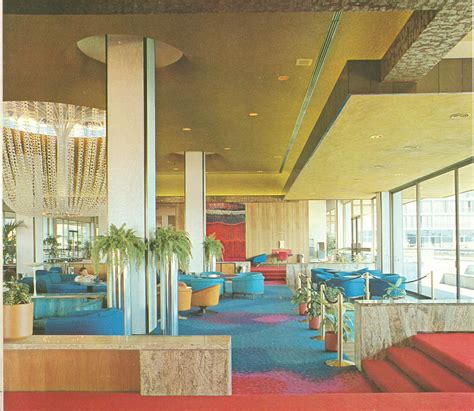 The Original Disneyland Hotel: Early 70's Interiors