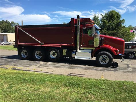 tri axle 2014 Kenworth T800 dump truck for sale