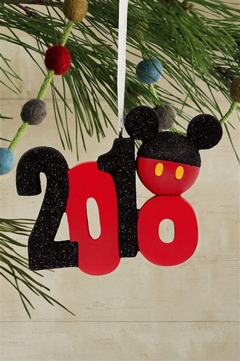 15 Disney Christmas Decorations - Disney Holiday Decor