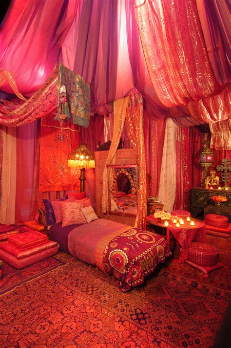 Red Tent (from 2005) at the ABC Carpet & Home Store, New York, NY. Moroccan Bedroom, Bohemian ...