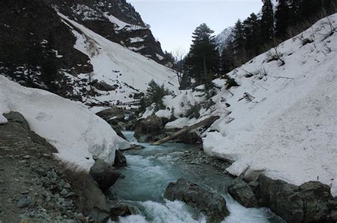 Romancing the Snow in Kashmir - Tripoto