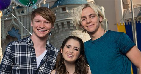 Laura Marano, Ross Lynch & Calum Worthy Have ‘Austin & Ally’ Reunion (Photos) | Austin & Ally ...