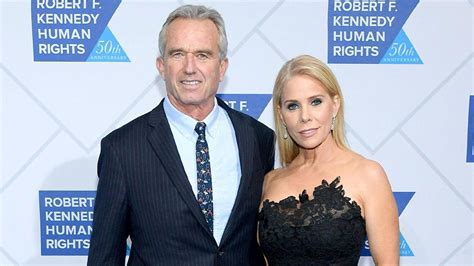 Robert F. Kennedy Jr Wife, Is Cheryl Hines Still Married to Robert Kennedy Jr? First Wife ...