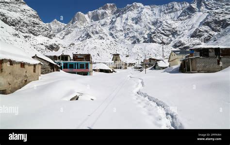 Kedarnath Temple is Covered with Snowfall. Kedarnath temple is a Hindu ...