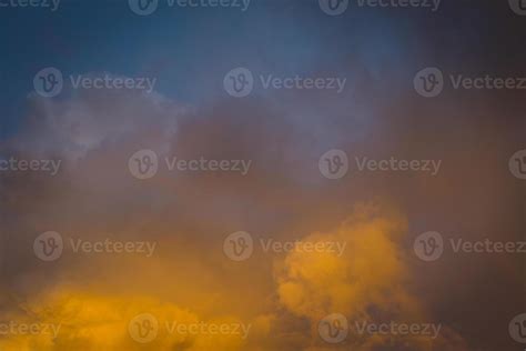 Cumulus clouds at sunset 11957276 Stock Photo at Vecteezy