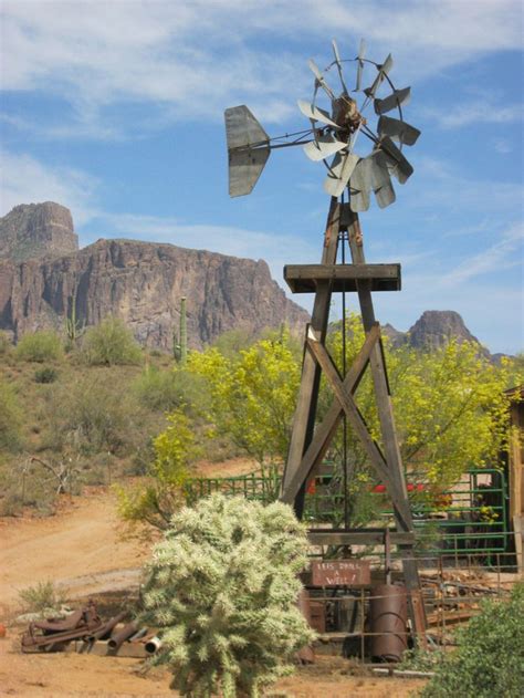 More Apache Junction. #arizonaeasyhikingtrails | Arizona hiking, Arizona photography, Apache ...