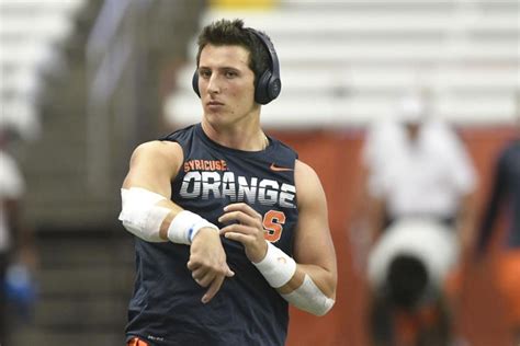 Tommy DeVito: A look at the Illinois football quarterback, Syracuse transfer