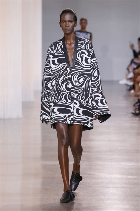 Edun Spring Summer 2016 catwalk collection in pictures | Harper's Bazaar