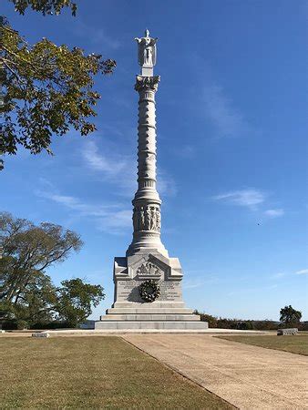 Yorktown Victory Monument - 2019 All You Need to Know BEFORE You Go ...