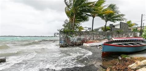 Mauritius braces for intense Cyclone Freddy