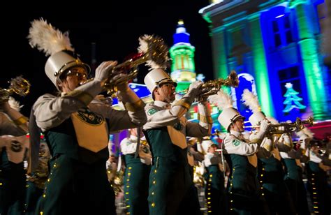 9News Parade of Lights thrills large crowds in downtown Denver on mild ...