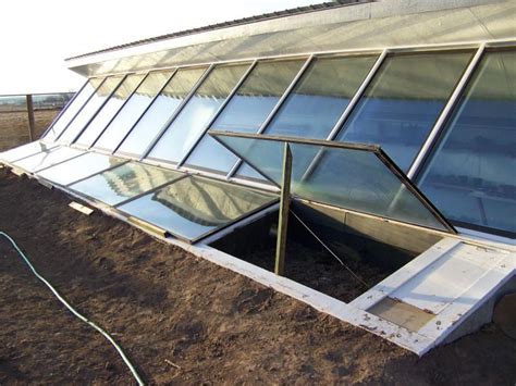 A Bermed, Solar Heated Greenhouse in Idaho | Solar greenhouse, Heating a greenhouse, Underground ...