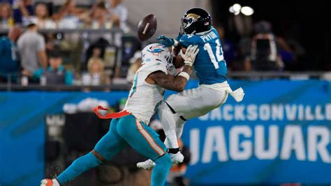 Miami Dolphins starting safeties battling troublesome injuries - Sports ...