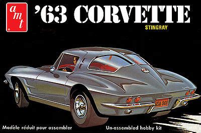 AMT 1963 CORVETTE Plastic Model Car Kit 1/25 Scale #861