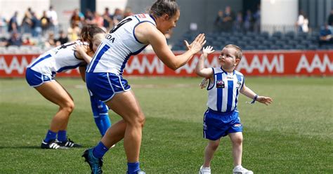 AFLW 2023 Second Preliminary Final - North Melbourne v Adelaide