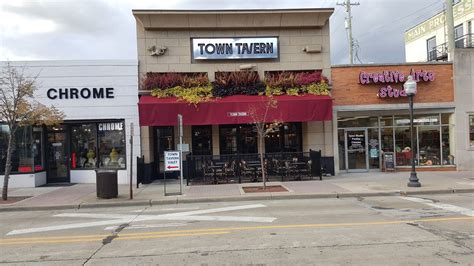 Town Tavern in Downtown Royal Oak - REVIEW | Oak restaurant, Tavern ...