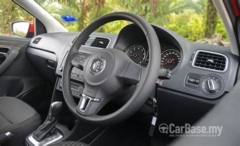 Volkswagen Polo Mk5 CKD (2014) Interior Image #3310 in Malaysia ...