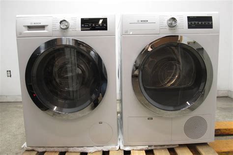 Bosch 800 Series White Chrome Washer + Dryer Set WAT28402UC ...