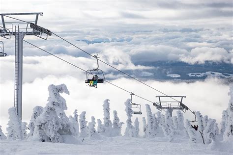 13 Top-Rated Ski Resorts in British Columbia, 2023/24 | PlanetWare