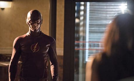 The Flash Season 1 Episode 5: "Plastique" Photos - TV Fanatic