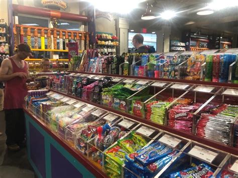 New candy shop opens inside Scheels - SiouxFalls.Business